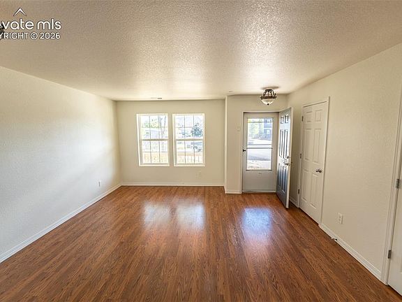 4th image of 2622 Winterbourne St