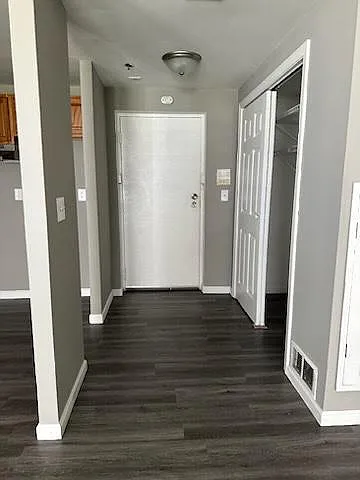 300 Eastern St #1F