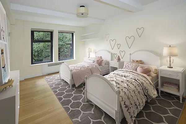 Sold by Compass | media 18