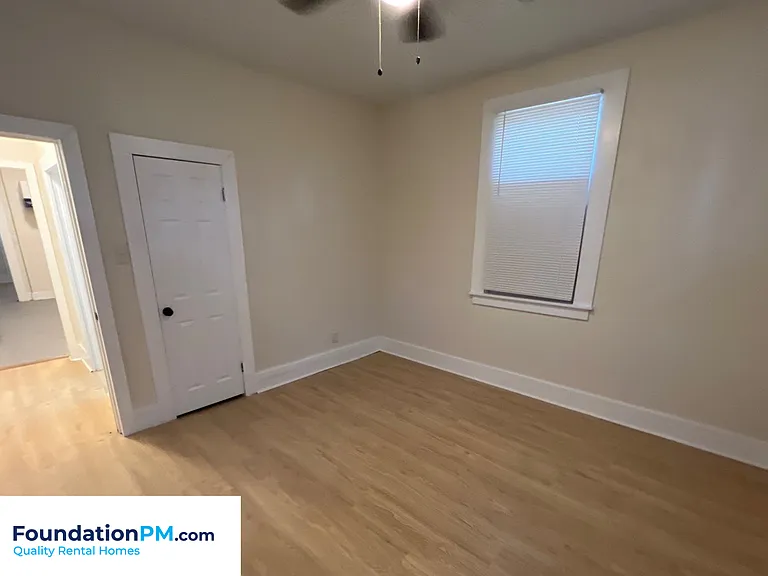 1683 Walker Ave — Photo 12