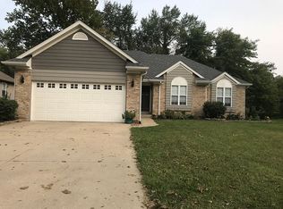 52 Morningside Dr, Glen Carbon, IL
