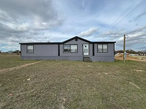 1085 County Road 320 Photo 1