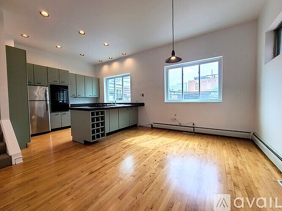 4th image of 1013 W Armitage Ave #2R