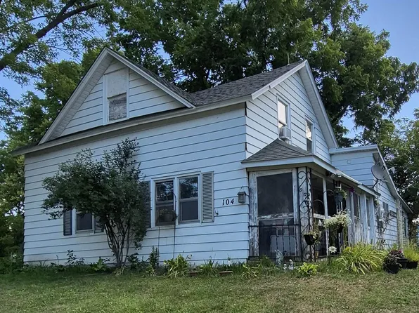 104 S Washington St, Melrose, WI 54642