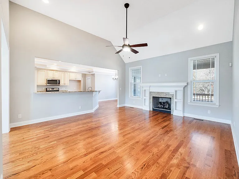 8052 Burgundy Cir — Photo 12