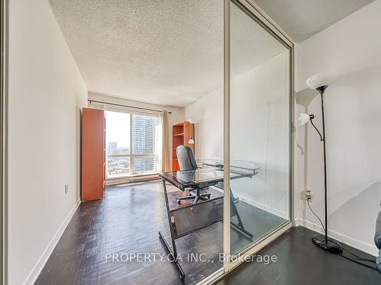 1001 Bay St #2902 — Photo 18