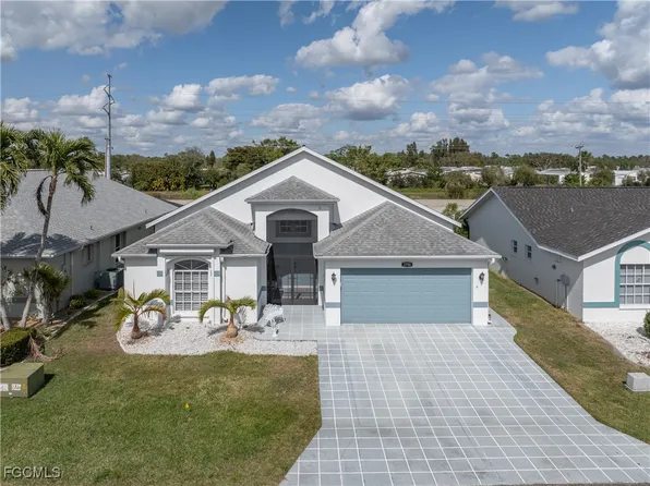 3758 Sabal Springs Blvd, North Fort Myers, FL 33917