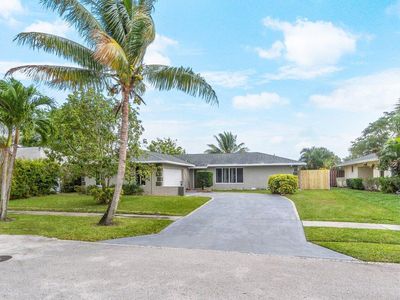 208 Lochmore Road, Riviera Beach, FL, 33407