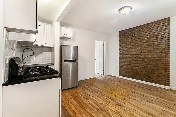 Rented by J Misrahi Realty Corp | media 6