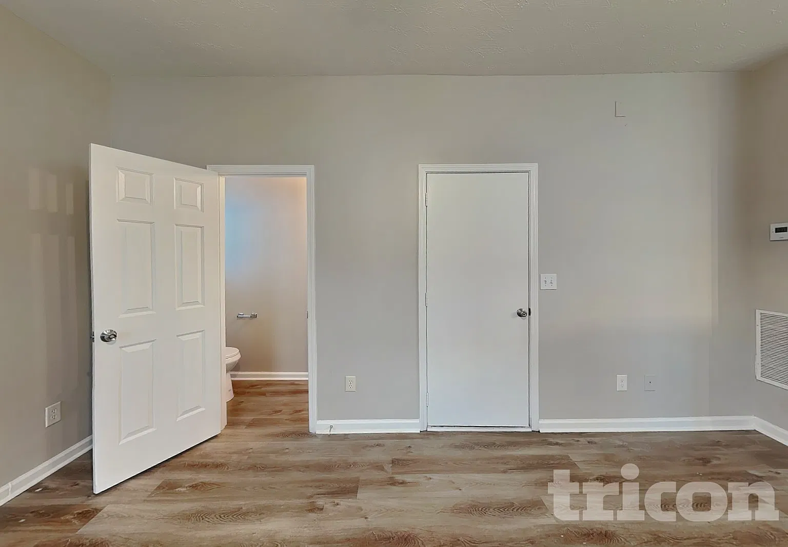 2578 South Hills Riverdale GA — Photo 3