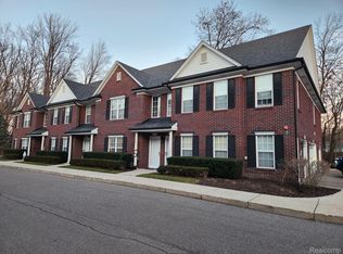 53216 Manchester Ave, Shelby Township, MI