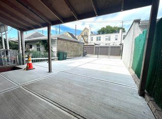 28-22 49th St #1, Astoria, NY 11103