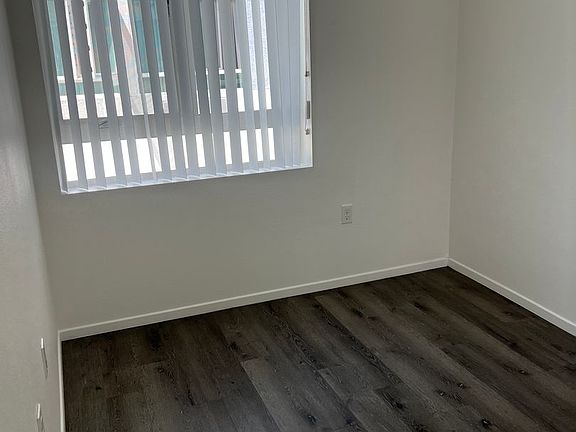 5th image of 4238 S Western Ave #408