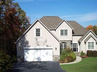 25 Secretariat Dr, Hendersonville, NC 28792