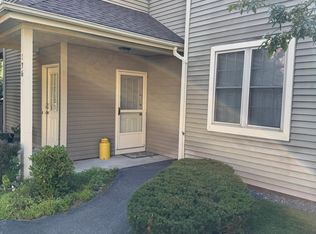 136 Monmouth Way, Halfmoon, NY 12065