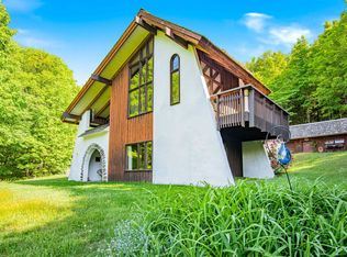 191 Ayers Farm Rd, Stowe, VT 05672