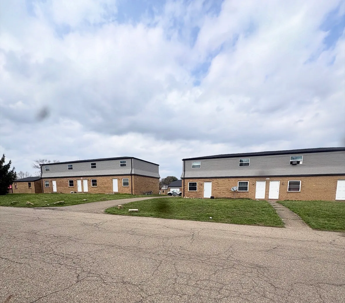 2 bed, $1,095 — Photo 1