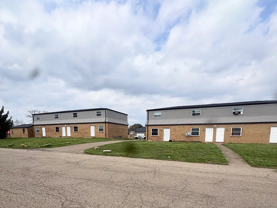 2684 Edelweiss St NE #4