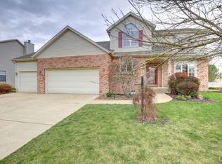 2407 Peppertree Pl, Champaign, IL 61822