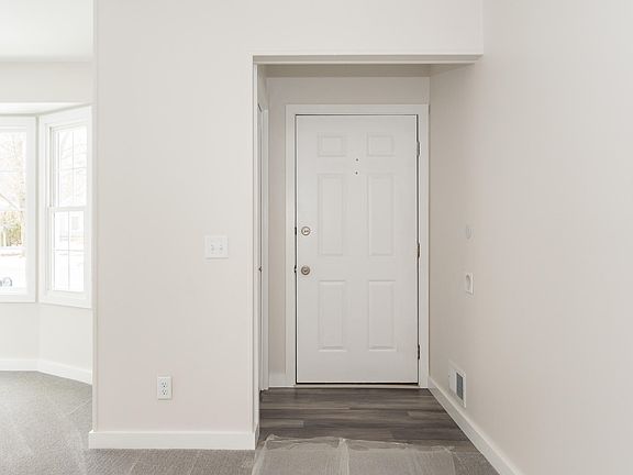 3rd image of 214 Fairview Ave