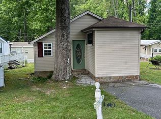 5355 Parkway E #133, Cosby, TN 37722