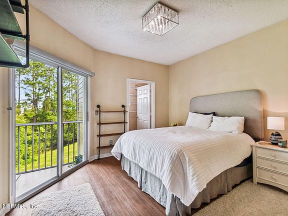 2nd image of 10000 GATE Parkway #1522