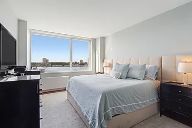 Sold by Nest Seekers International