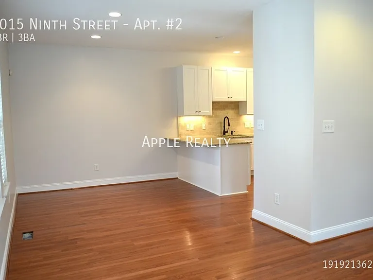 1015 9th St #2 — Photo 13