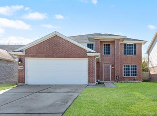 10422 Briar Patch St, Baytown, TX 77523