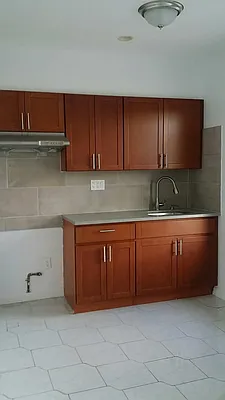 Rented by Newkey Realty LLC | media 4