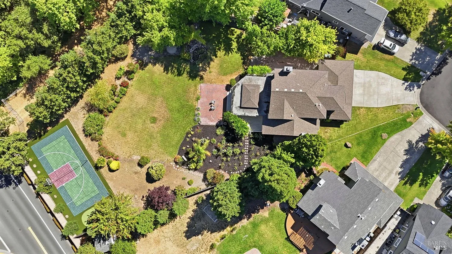 372 Fireweed Court - Photo 2