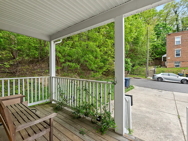 1750 Galen St SE — Photo 3