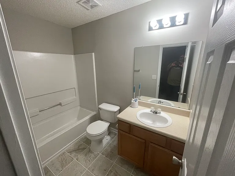 Hallway full bathroom