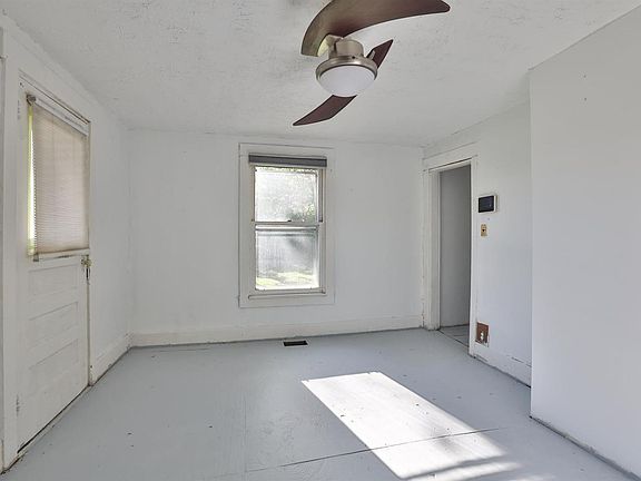 3rd image of 8641 Batavia Pike