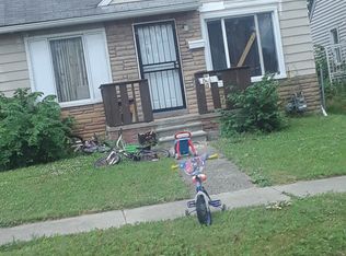 8461 Plainview Ave, Detroit, MI 48228