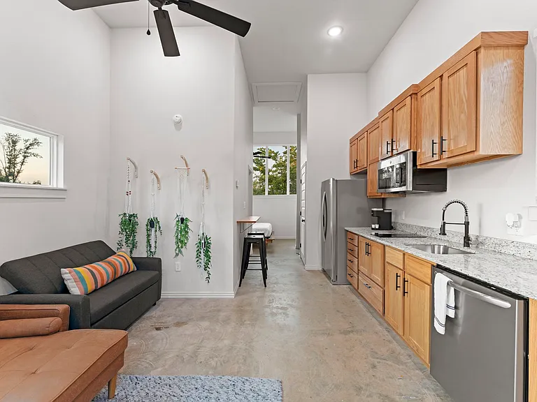 510 N 8th St #523 — Photo 14