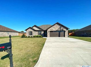 28261 Ferguson Ln, Toney, AL 35773