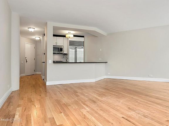 3rd image of 295 Greenwich St #2AN