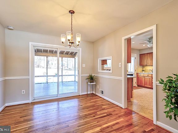 5th image of 5307 Crestedge Ln