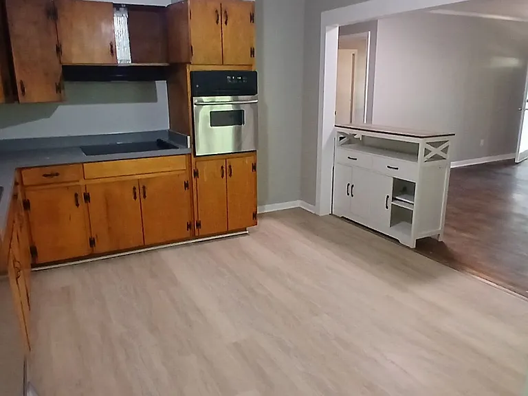 3705 Crestview Pl NW — Photo 3