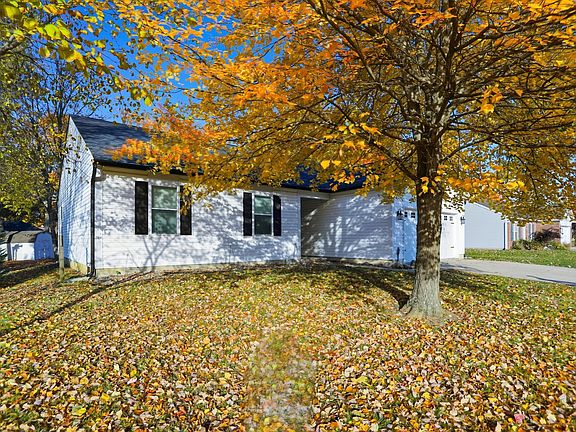 2nd image of 530 Old Farm Rd