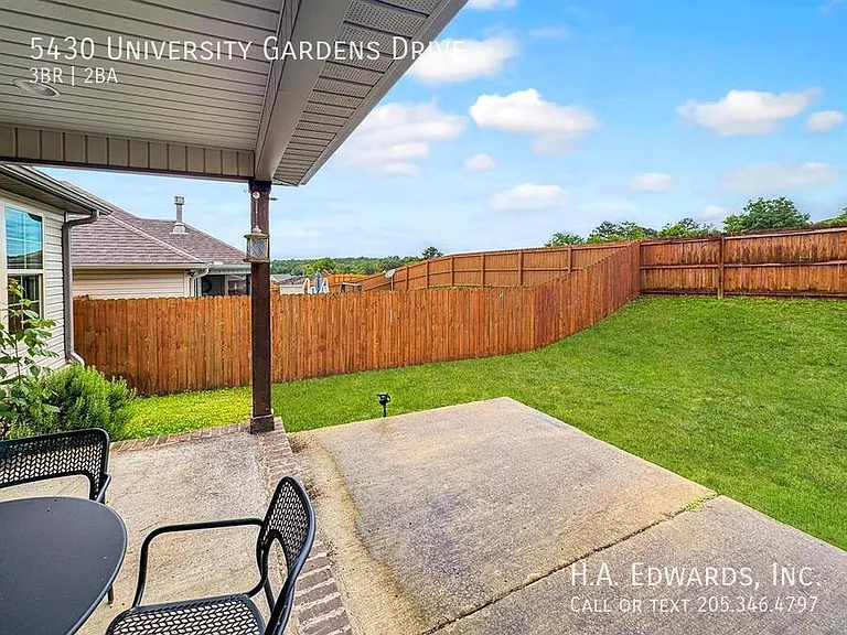 5430 University Gardens Dr — Photo 17