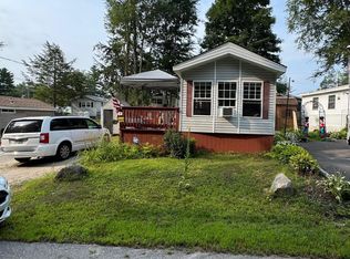 9 Grandmas Ln, Danville, NH 03819