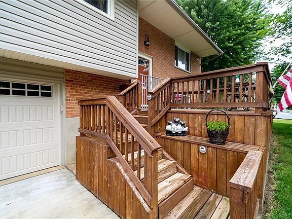 3rd image of 2696 Coldsprings Dr