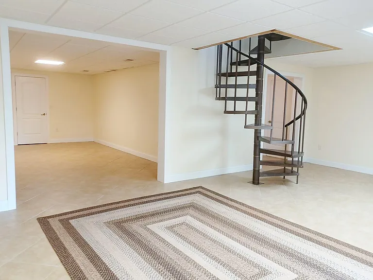167 Pier Point Dr — Photo 3