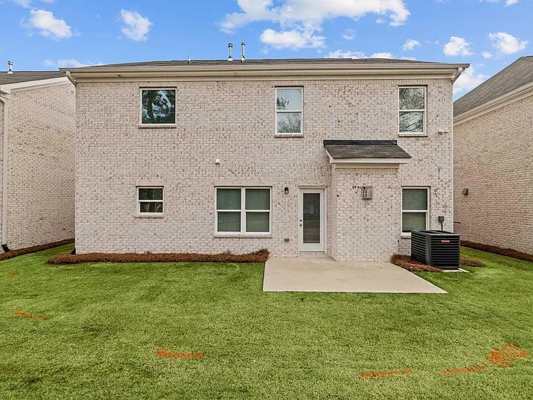 211 Clark Lake Ln — Photo 38
