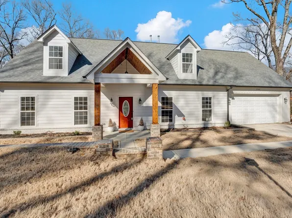 5702 Spring Lake Rd #64, Memphis, TN 38135