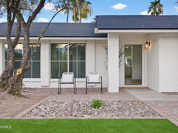3rd image of 14047 N HAMPSTEAD Drive N