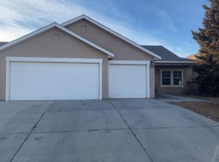 2020 Palenque Dr SE, Rio Rancho, NM 87124