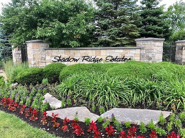 1st image of 211 Forest Edge Dr